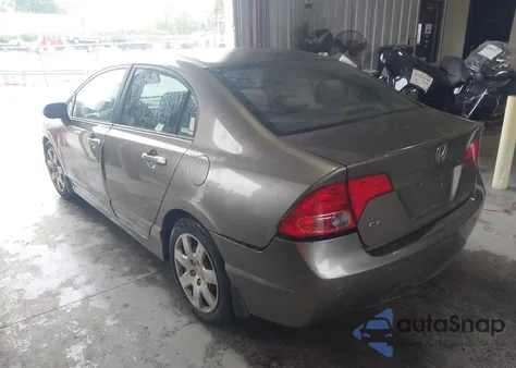 2008 Honda Civic Lx z USA, uszkodzony, nr VIN 2HGFA16518H330996